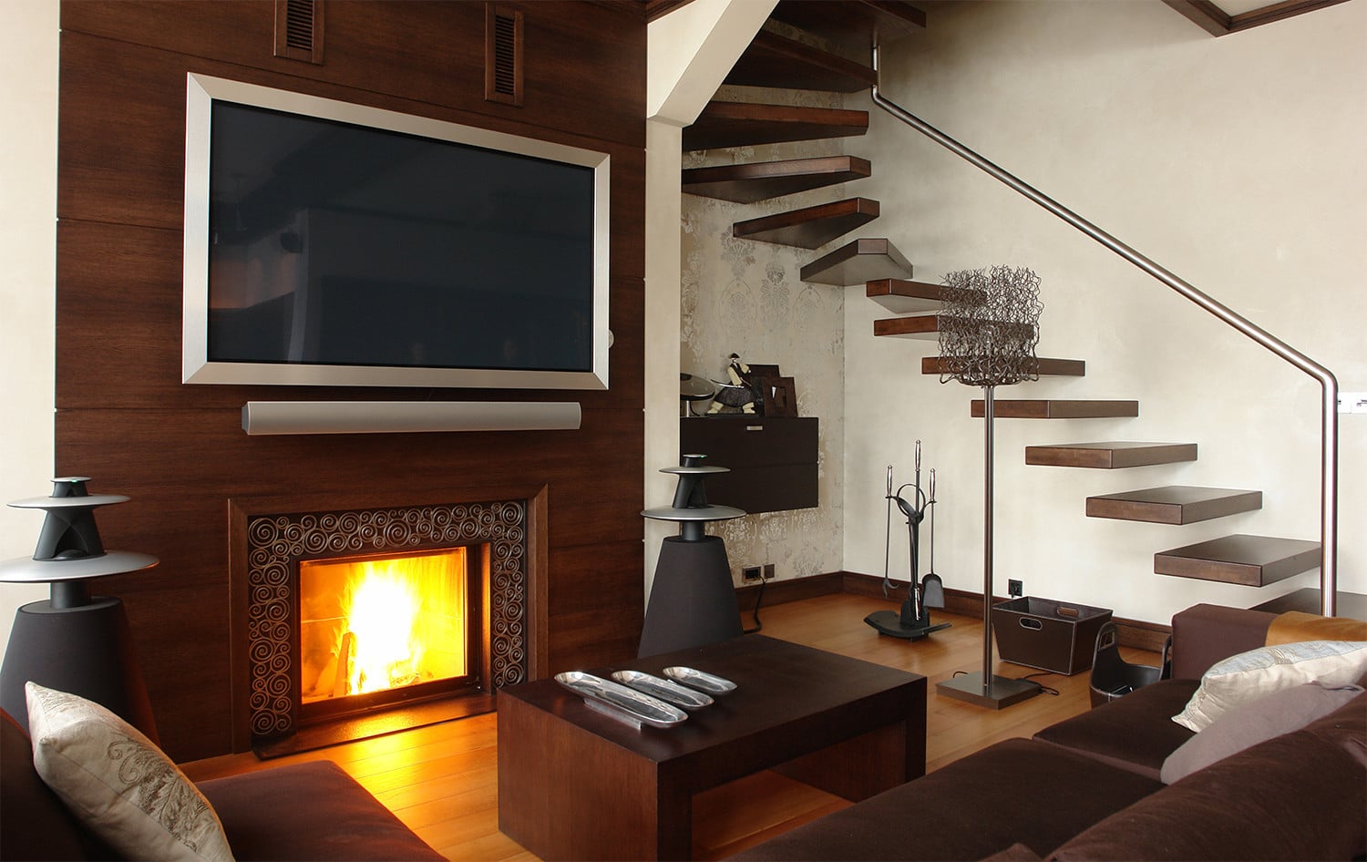 tv over fireplace 3