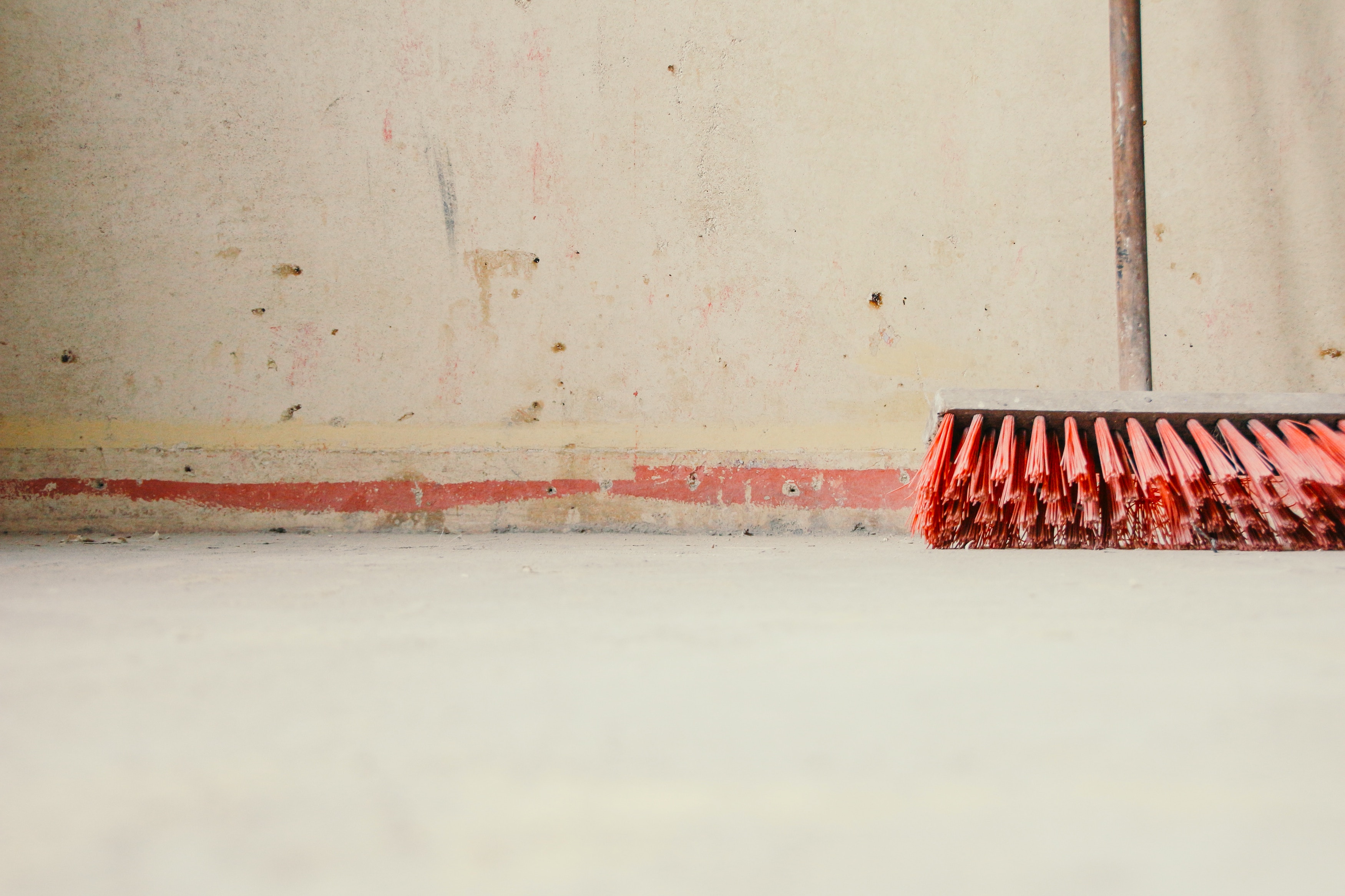 broom cleaning