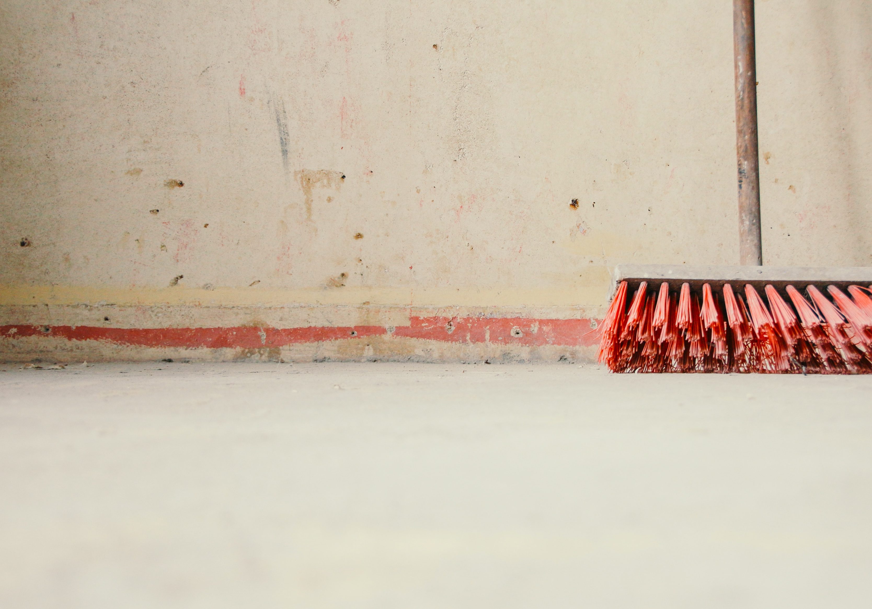 broom cleaning