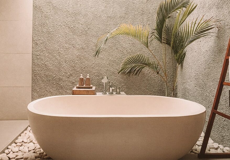 indoor bathtub